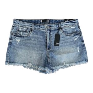 Kut from the Kloth Blue Jean Shorts with Distressed Fray Hem Size 16 NWT